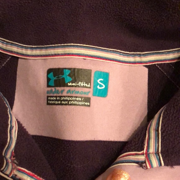 Under Armour semi fitted small purple top - Picture 3 of 8